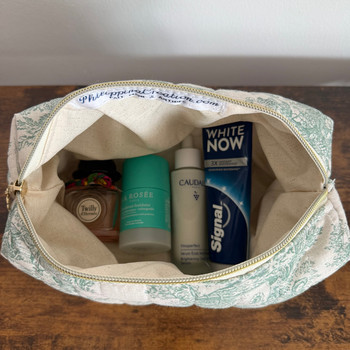 Trousse de toilette matelassée Jouy vert