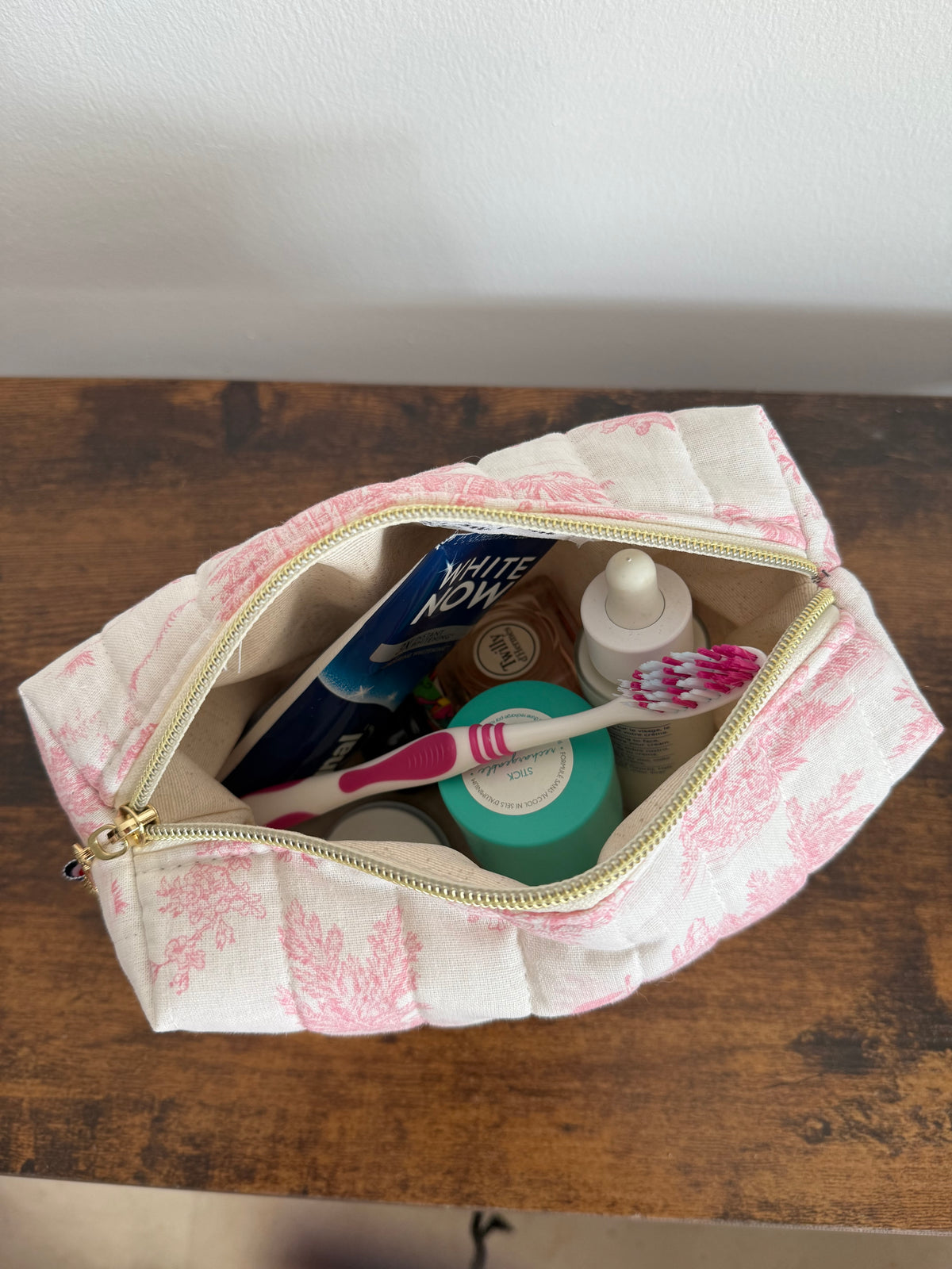 Trousse de toilette jouy rose